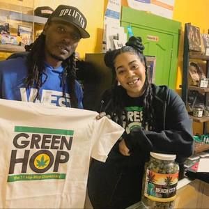 Meet your Posher, Lekeanyi